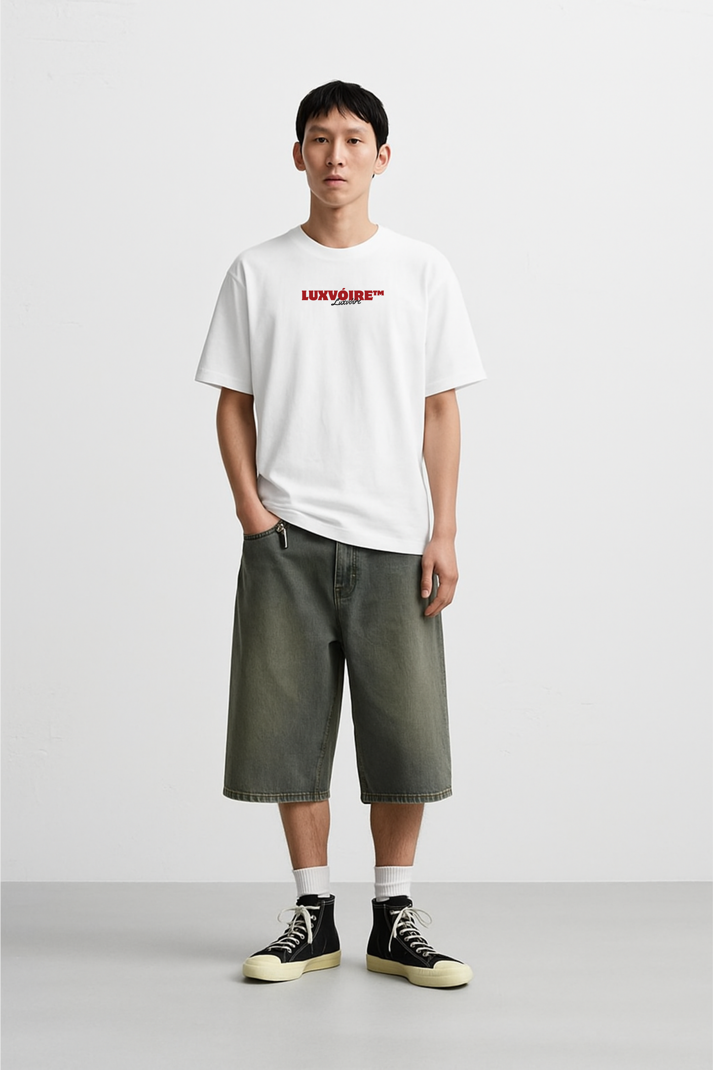 LUXVÓIRE™ ELITE CLUB KISSED BY LUXURY TEE