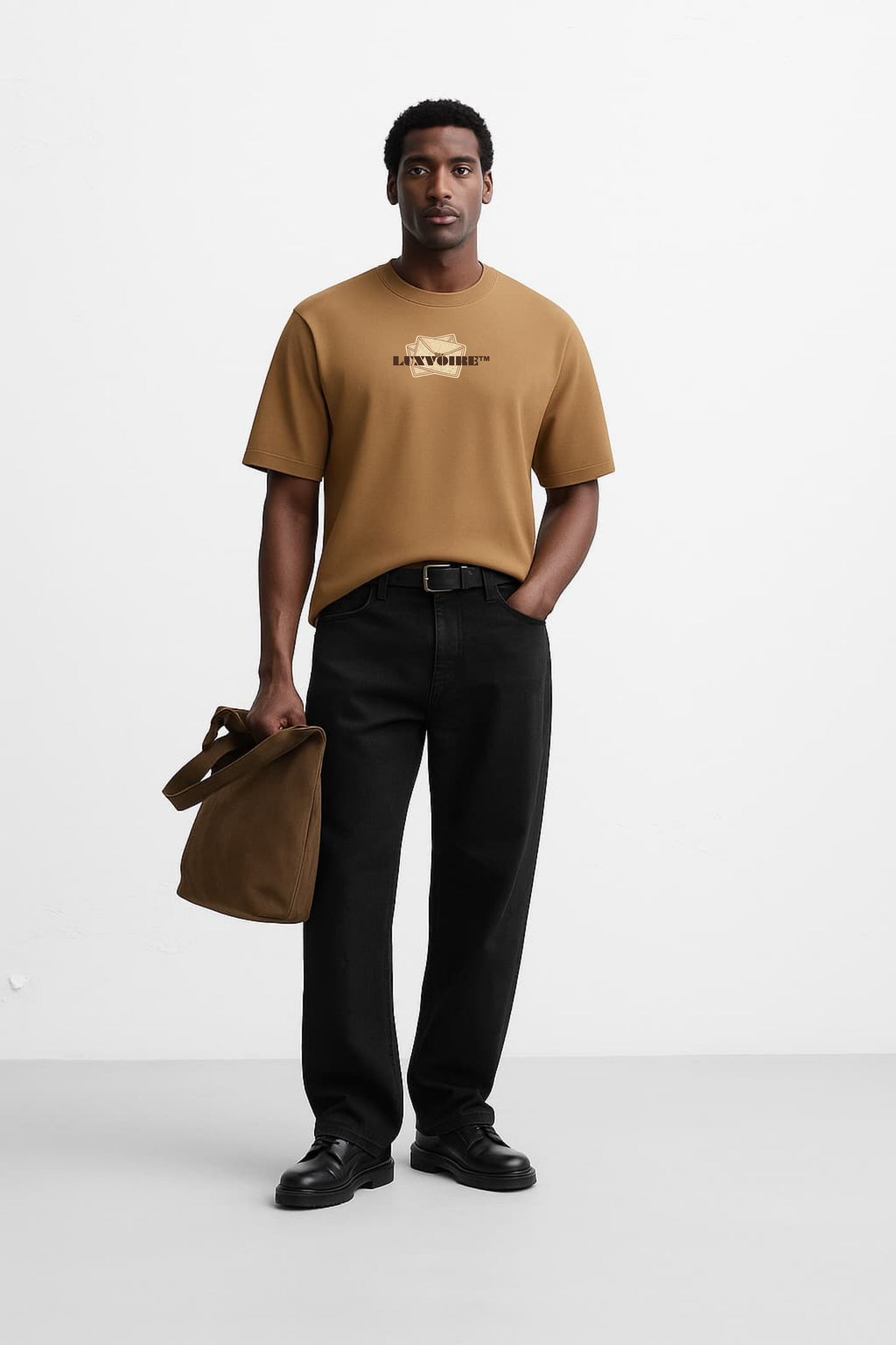 LUXVÓIRE™ SIGNATURE ENVELOPE EDITION TEE