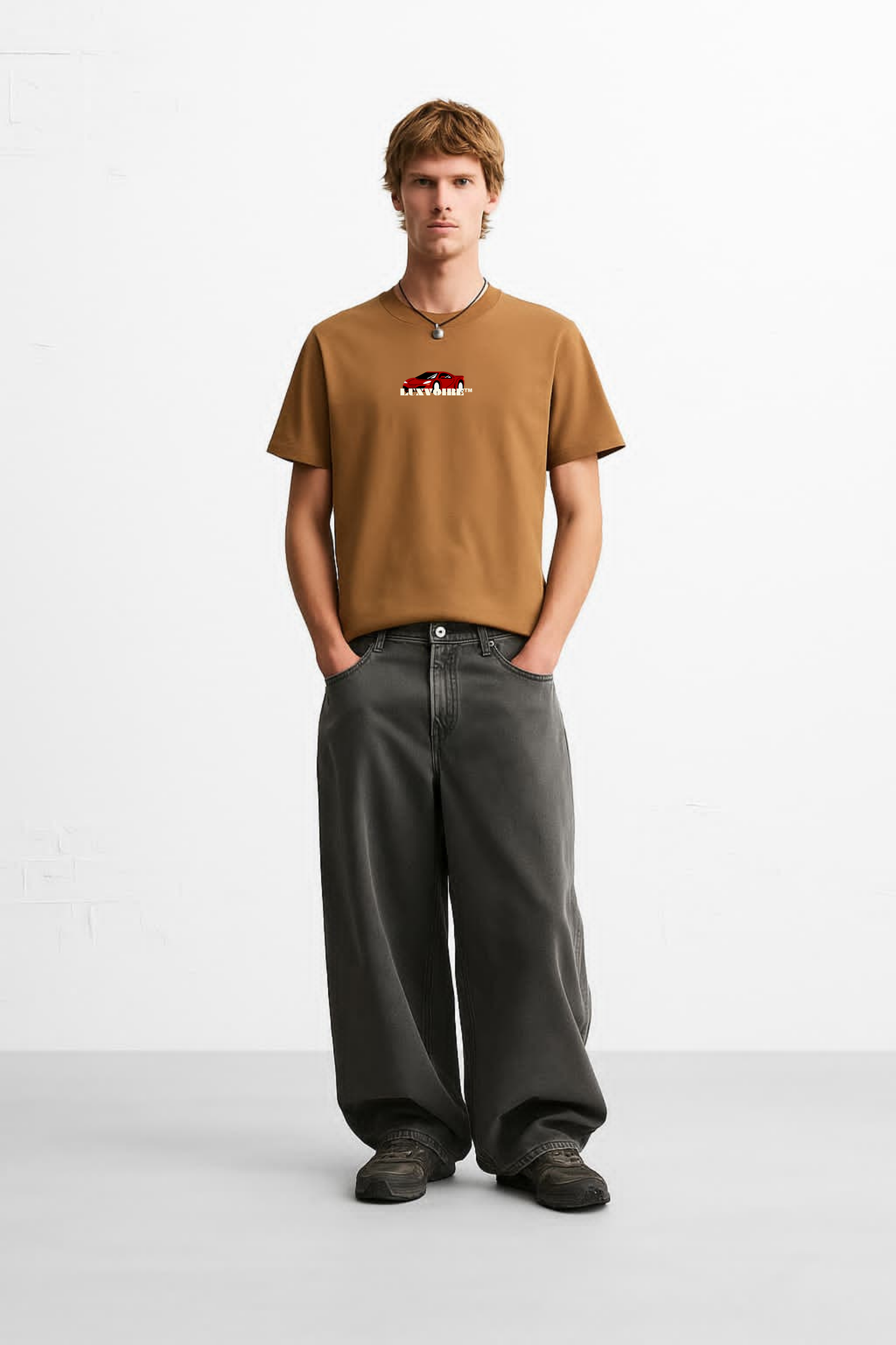 LUXVÓIRE™ VELOCITY STATEMENT TEE