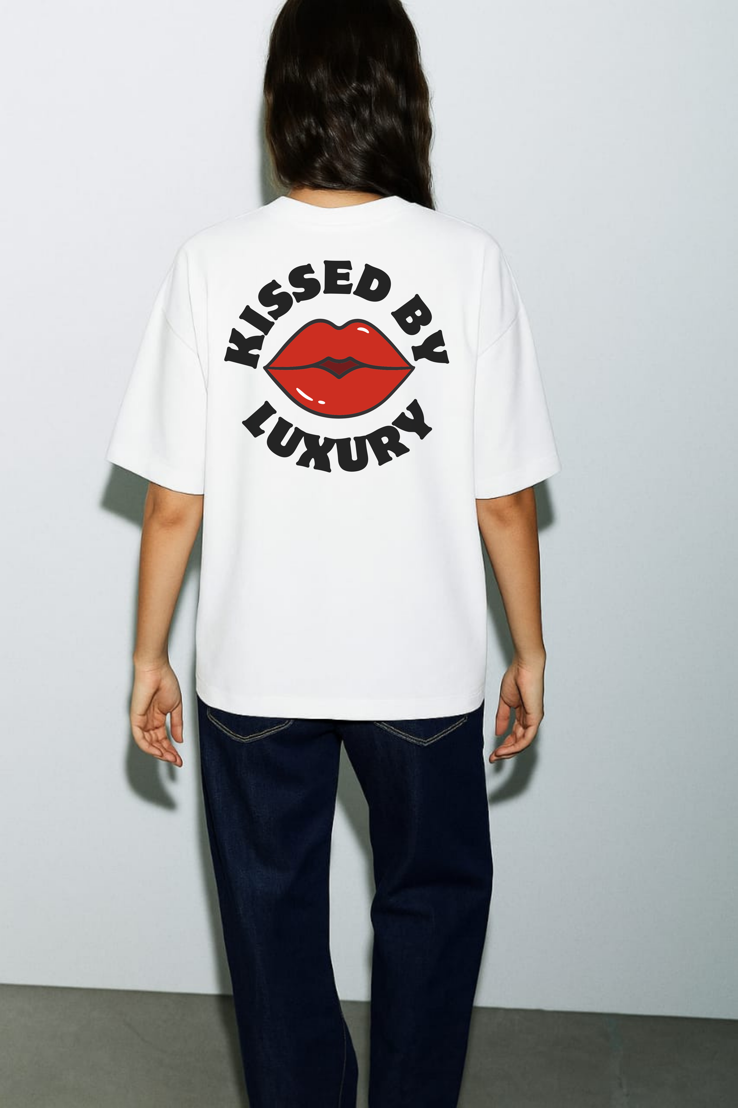 LUXVÓIRE™ ELITE CLUB KISSED BY LUXURY TEE